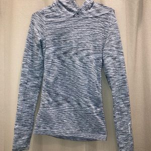 Climawear long sleeve workout shirt with thumb holes, size M, great condition